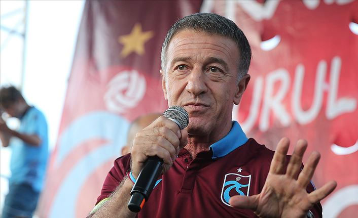 Ağaoğlu'ndan iki futbolcusuna övgü