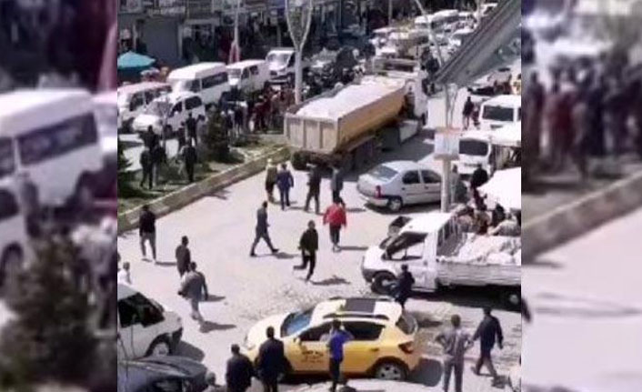 Ailelerin taşlı sopalı kavga!