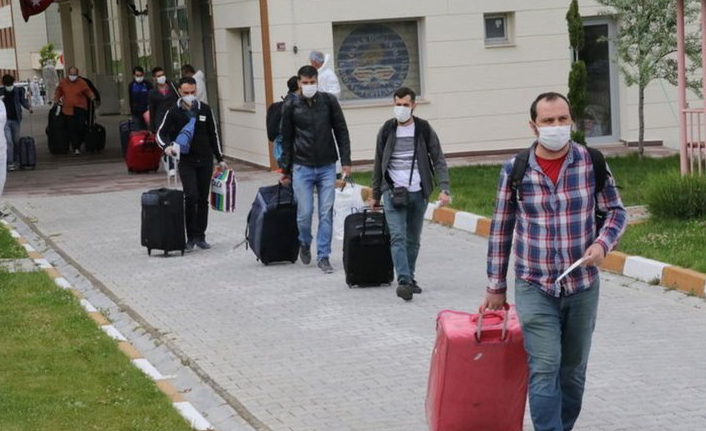 Bakan açıkladı! Yurtlarda kimse kalmadı