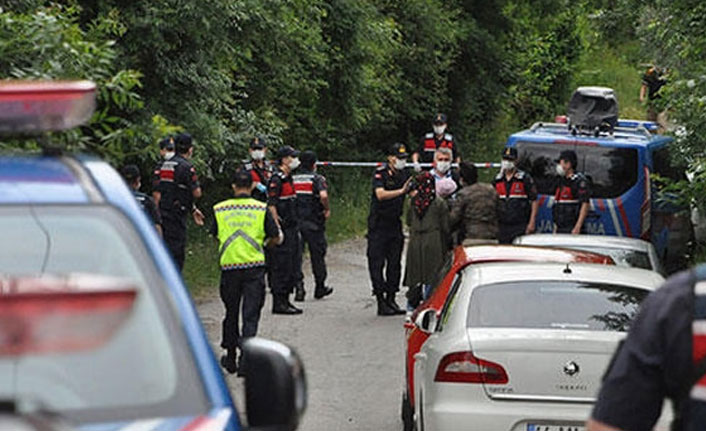 Lambadan rahatsız olup 2 kişiyi öldürdü!