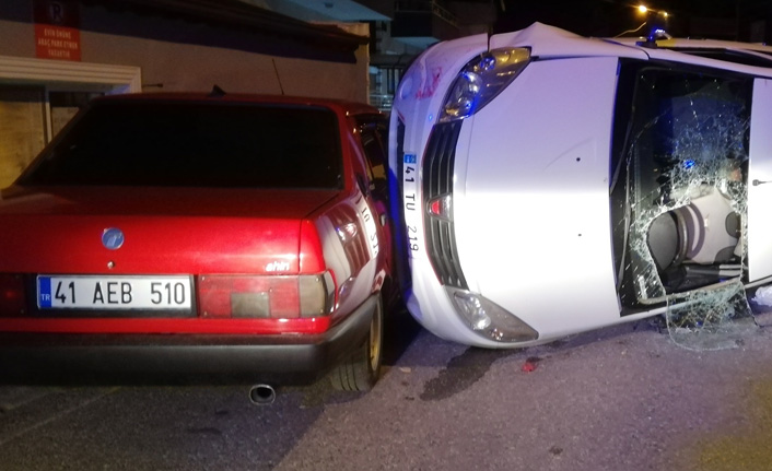 Tartıştığı kişilerin üzerine araba sürdü!