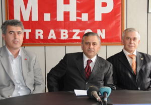 Birinci adaylığını açıkladı