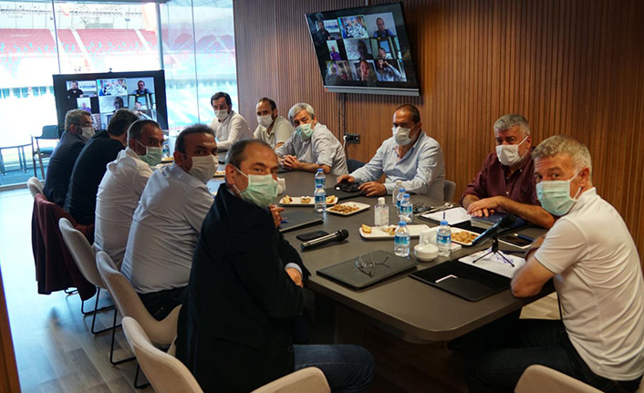 Trabzonspor'dan tarihi savunma