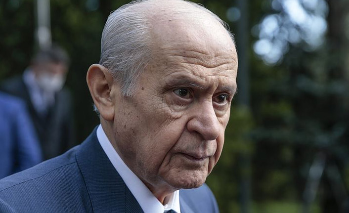 Bahçeli: "Milletvekilliklerinin düşürülmesi adaletin ve demokrasi ahlakının zorunlu bir gereğidir"