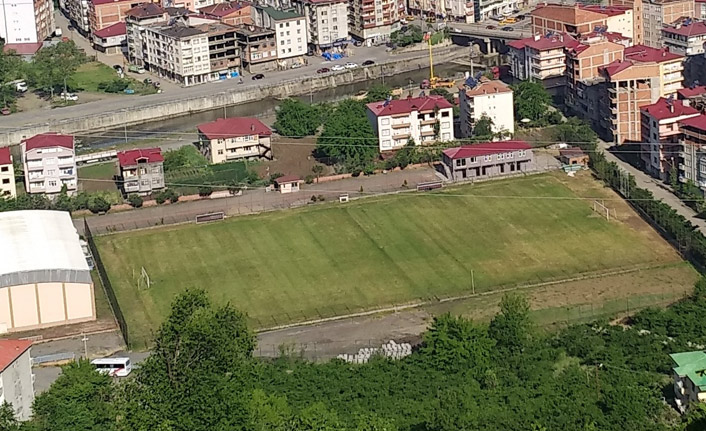 Çarşıbaşı sahada kazandı