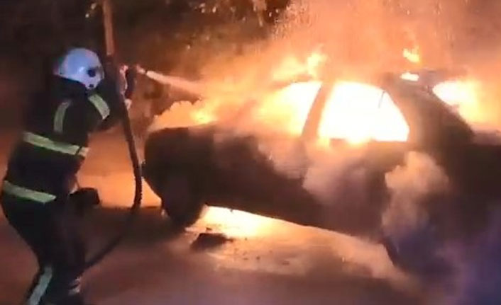 Seyir halindeyken alev alev yandı