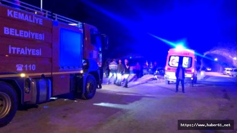 Trabzon'dan yola çıkan yolcu minibüsü Fırat nehrine uçtu! Ölü ve yaralılar var!