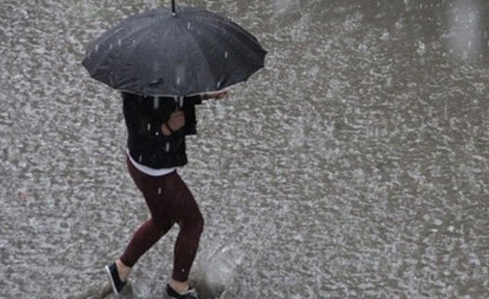 Doğu Karadeniz’de Hafta Boyunca Kuvvetli Sağanak Uyarısı