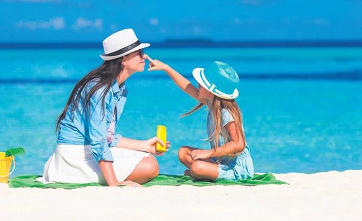 "Pencereden güneşlenirken de koruyucu kullanın"