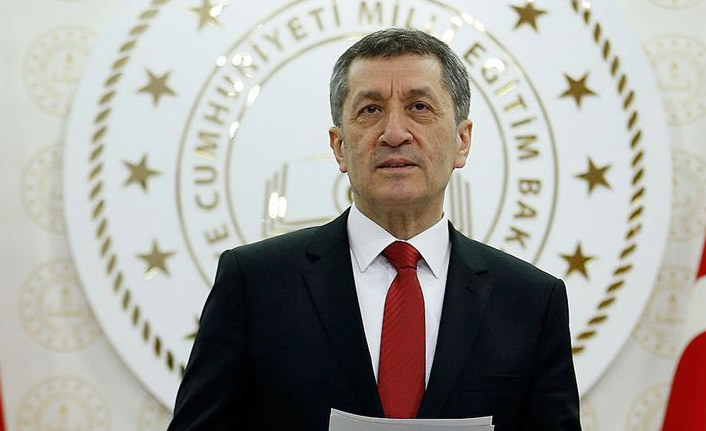 Bakan Selçuk: 'LGS, huzur ve güvenle tamamlandı'