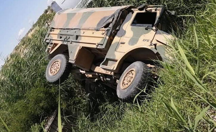 Askeri araç devrildi yaralılar var - 21 Haziran 2020