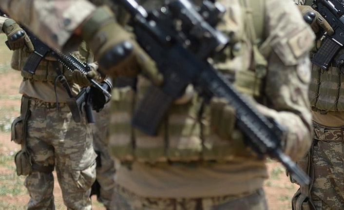 Komandolar sınır ötesine geçti