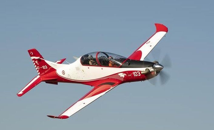 Ankara'da eğitim uçağı düştü