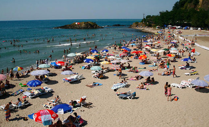 Trabzon'da yüzme sezonunda koronavirüs tedbirleri açıklandı