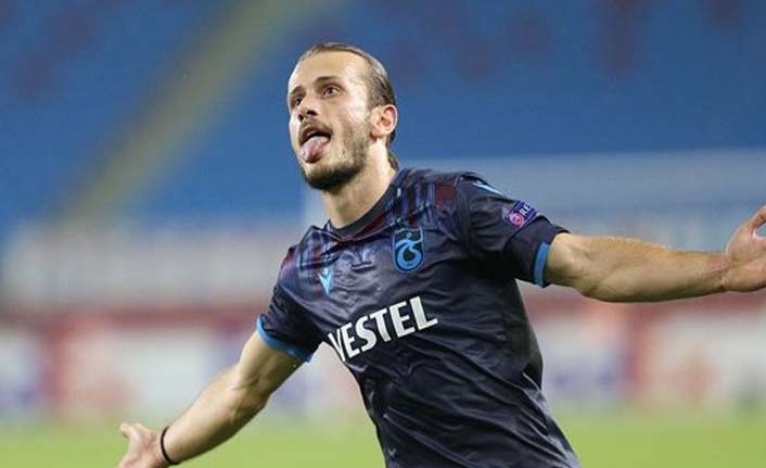 UEFA Avrupa Ligi'nden Abdülkadir Parmak paylaşımı