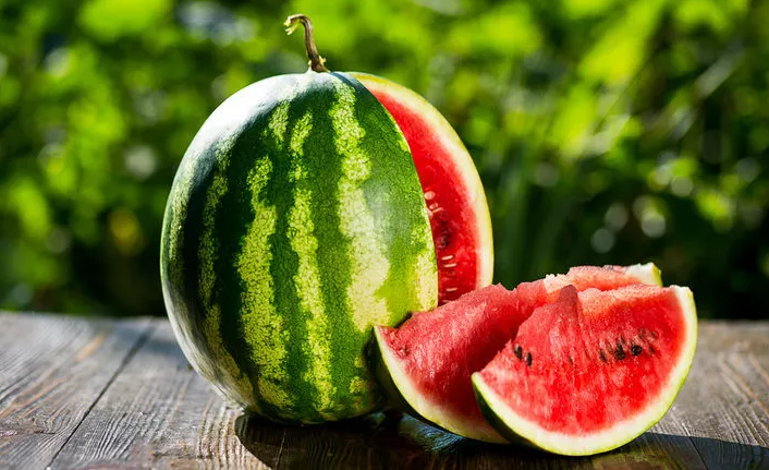 “Karpuzun fazla tüketimi kilo alımına sebep olabilir”
