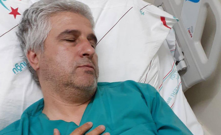 Maske tak diyen doktoru darp ettiler