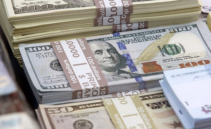 Dolar 6,84’te kaldı, euro 7,71’den açıldı