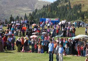 Bin 500 rakımda horon şov