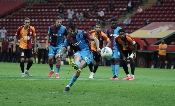 Sosa Penaltıdan attı