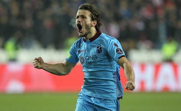 Abdülkadir Parmak baskıya dikkat çekti