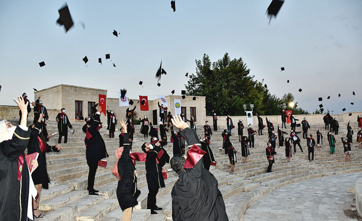 Pandemi ile mücadeleye taze kan