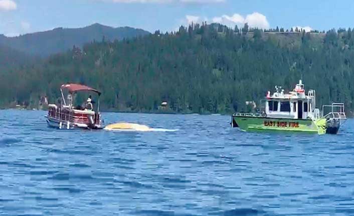 İki uçak havada çarpıştı, ölüler var