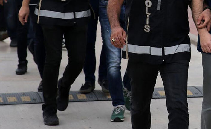 İzmir merkezli FETÖ operasyonu