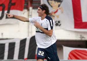 Karaman bu futbolcuyu izledi