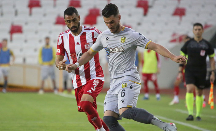 Sivasspor Malatyaspor'a mağlup oldu