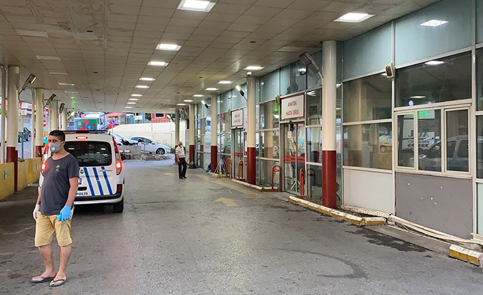 Sokak ortasında tartıştığı kişiyi bıçakladı