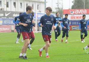 Hugo Broos idmana çıkmadı