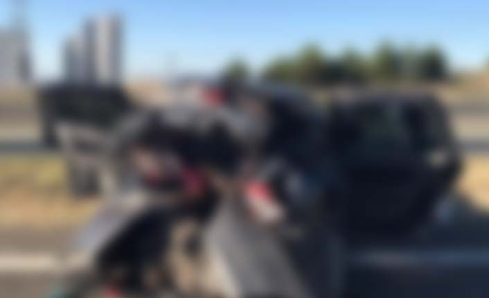 Zincirleme kaza: 2 ölü, 4 yaralı