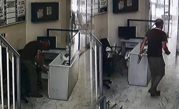 Kaşla göz arası hırsızlık