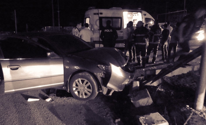 Afyonkarahisar Sandıklı’da iki otomobil çarpıştı! 4 yaralı