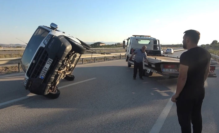 Otomobiliyle 100 metre sürüklendi