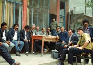 Kahvehane Kütüphane oluyor