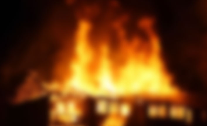 Feci olay! Yangında minik bebek öldü ablası yaralandı