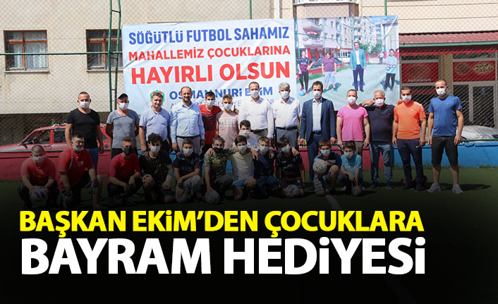 Başkan Ekim'den çocuklara bayram hediyesi