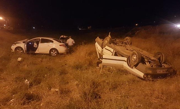 Sivas'ta iki otomobil çarpıştı: 8 yaralı