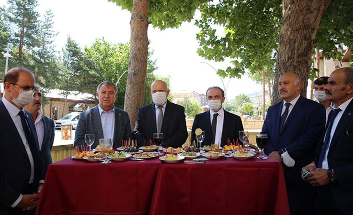 Bayramlaşma programı düzenlendi