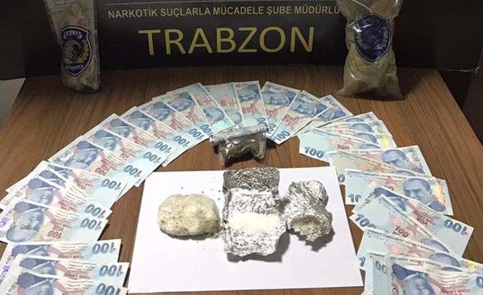 Dur ihtarına uymadı, polisten kaçamadı