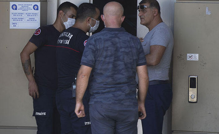 Asansör boşluğunda ölü halde bulundu