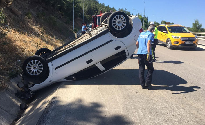 Bilecik'te otomobil takla attı 15 Ağustos 2020