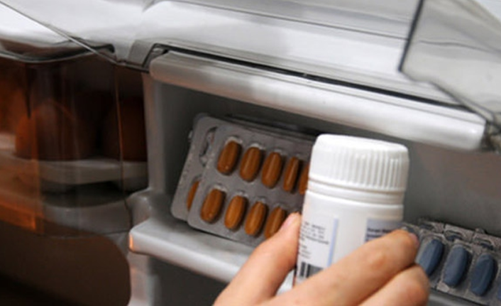 "İlacı buzdolabının rafında saklamayın"