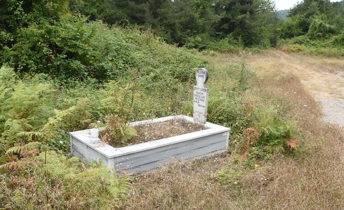 Kimsesiz şoförün anlam dolu mezarı