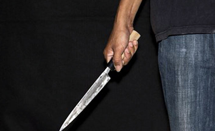 Samsun’da Bıçaklı Saldırı: 23 Yaşındaki Genç Yaralandı