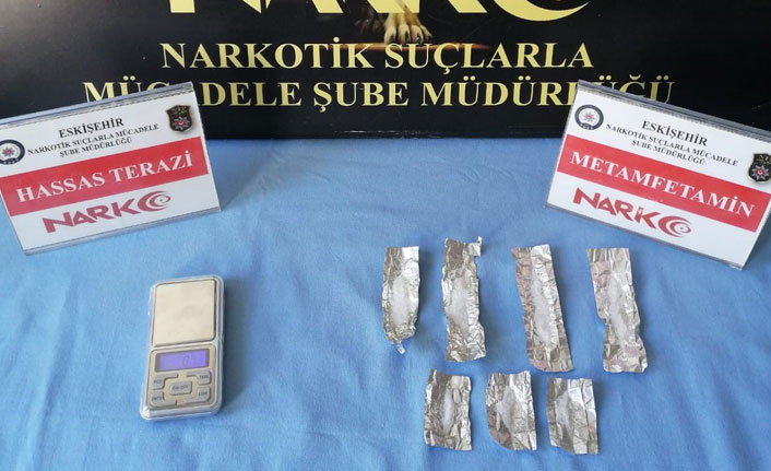 Zehir tacirleri yakalandı