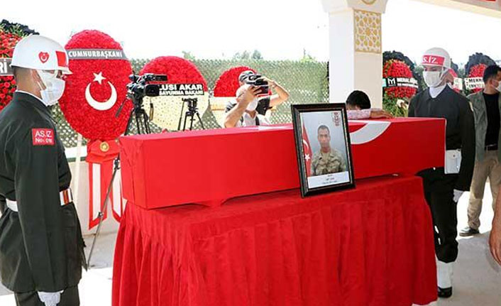 Şehit Sözleşmeli Er Ümit Çıkın, son yolculuğuna uğurlandı