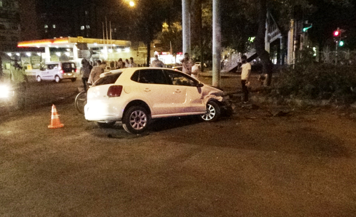 Pert olan araçtan burnu bile kanamadan çıktı